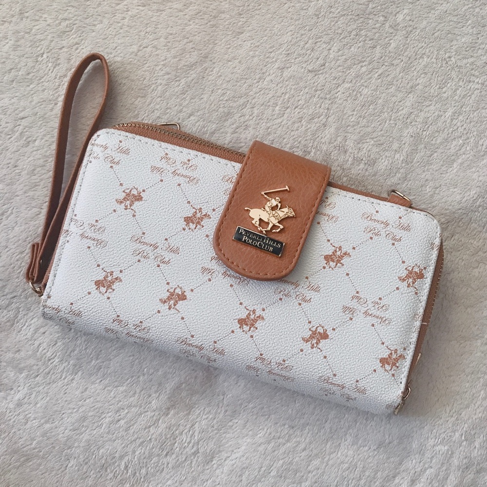 Beverly Hills Polo Club Wristlet (USED)
